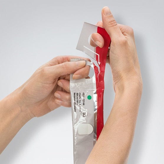 hollister-hollister-vapro-no-touch-intermittent-catheter-male-31689408512083.jpg Hollister VaPro No Touch Intermittent Catheter Male - Image 1